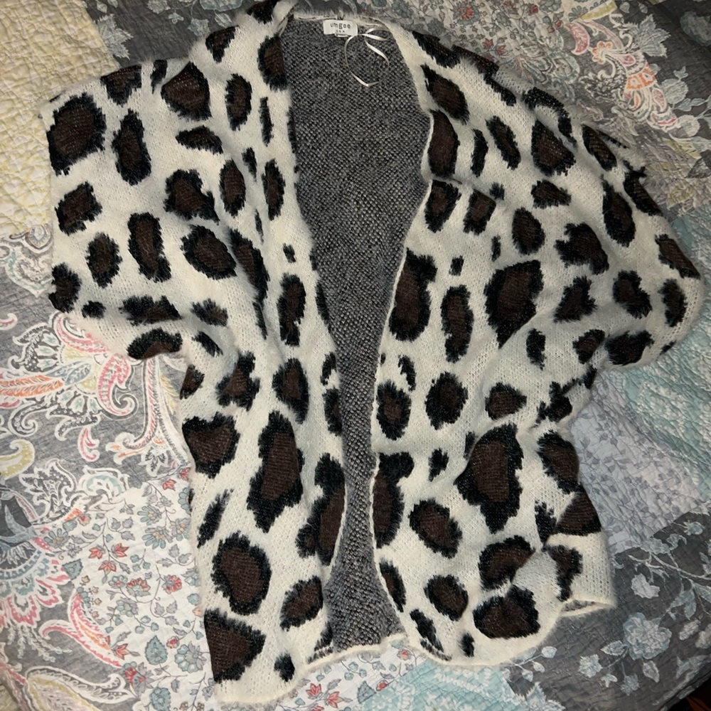 Leopard cardigan sweater! Super soft and cute! Great for layering!